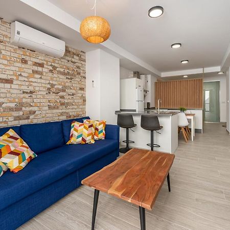 La Trinidad Suites Fuengirola Esterno foto